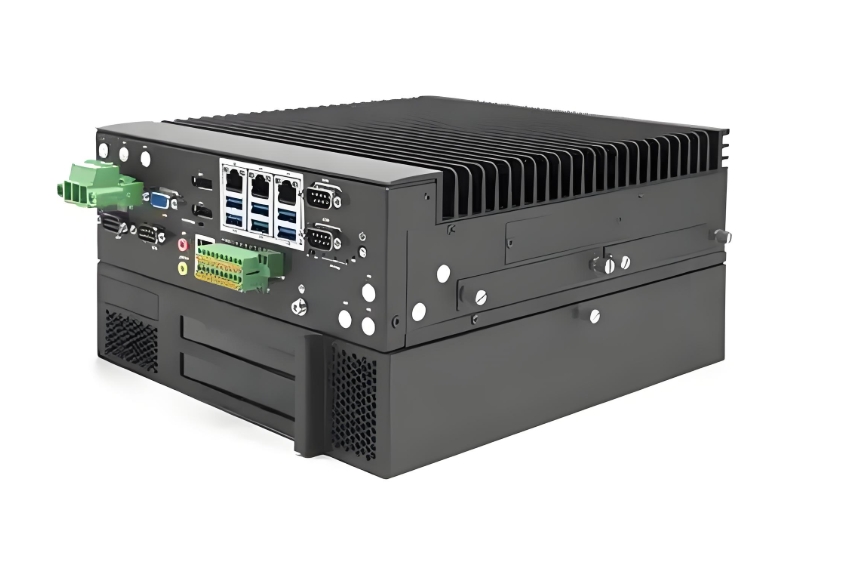 工業(yè)電腦的進化從基礎(chǔ)控制到智能決策的跨越